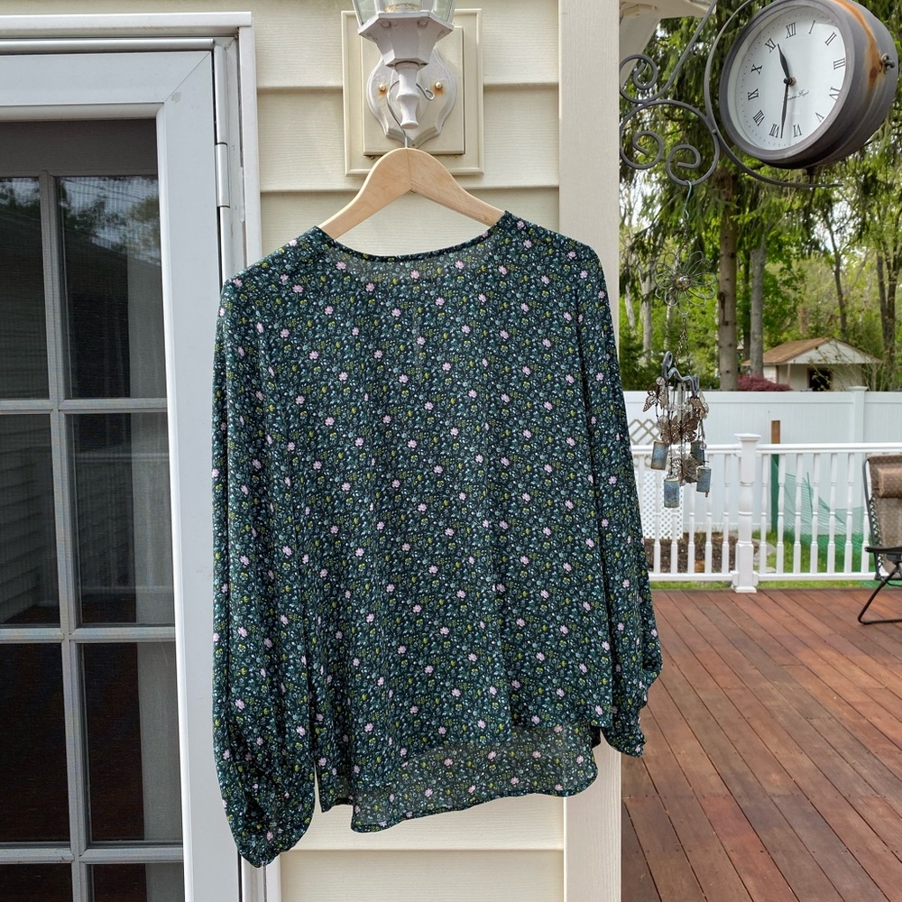 Loft floral blouse L